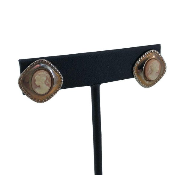 Vintage Resin Cameo Earrings Post Back Studs - Picture 6 of 7